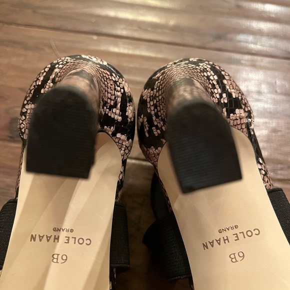 Cole Haan Mailkki Snakeskin Print Heels Size 6 - Picture 3 of 7
